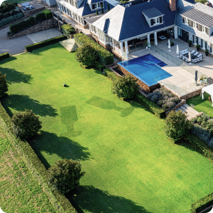 Segway Navimow i110E robot lawn mower cuts wine glass patterns.