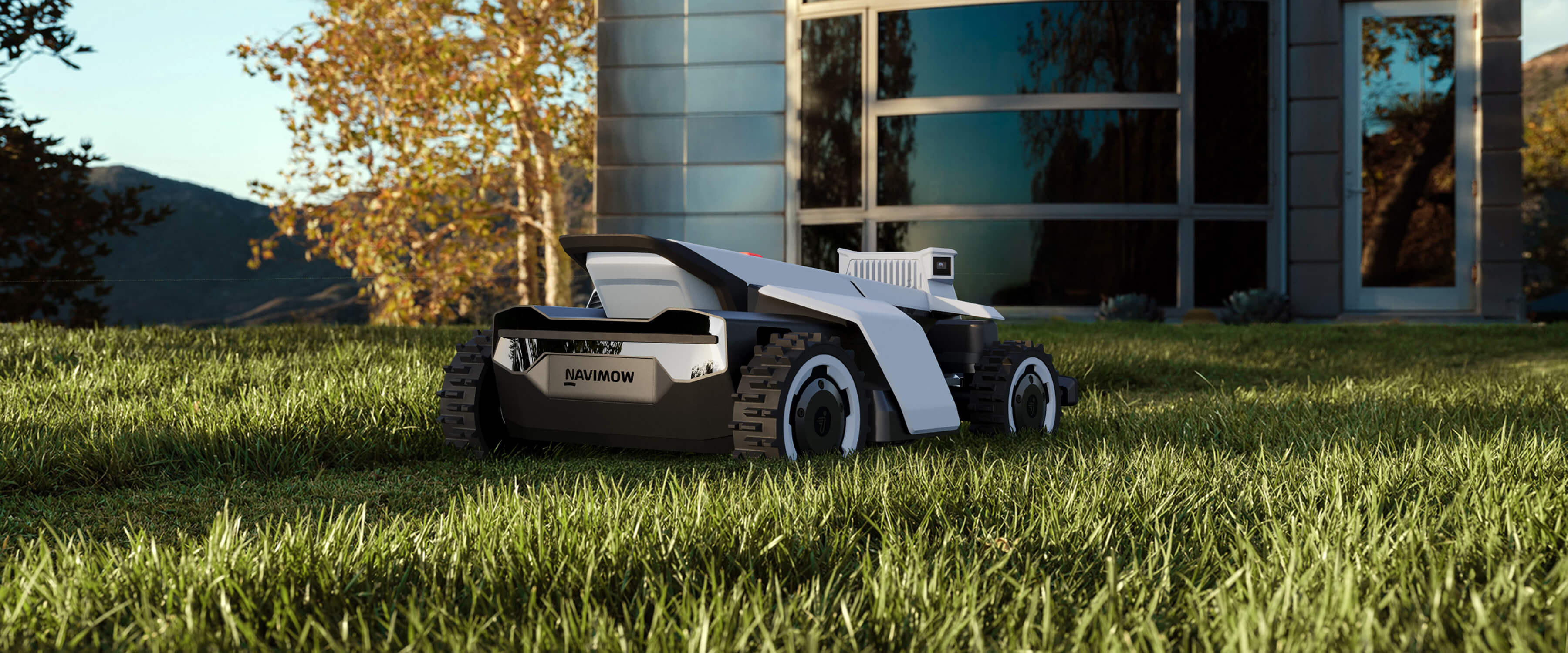 Navimow i Series robot lawn mower on the green grass.